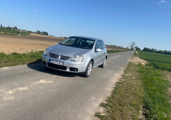 Volkswagen Golf cena 9100 przebieg: 419500, rok produkcji 2003 z Wiązów małe 79